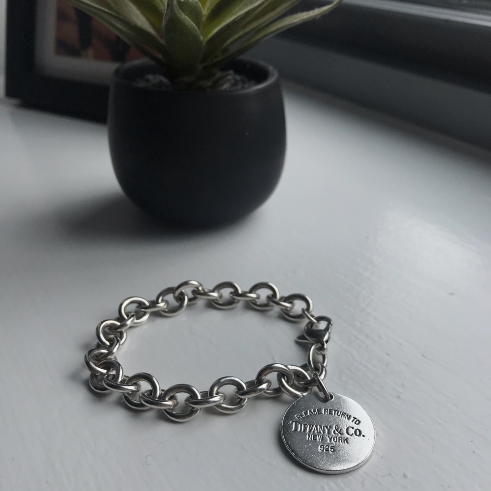 Tiffany and Co. Round Tag Bracelet AUTHENTIC